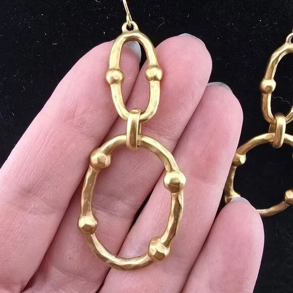 Ralph Lauren Gold-Tone Linked Oval Dangle Earrings With Textured Design - Picture 2 of 8